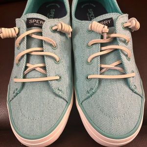 Women’s Sperry Crest Vibe Twill Mint Size 7.5 Medium